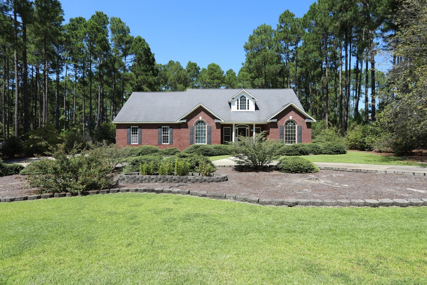 604 Sun Road Aberdeen, NC 28315 - Photo 1 of 31 15992586587003