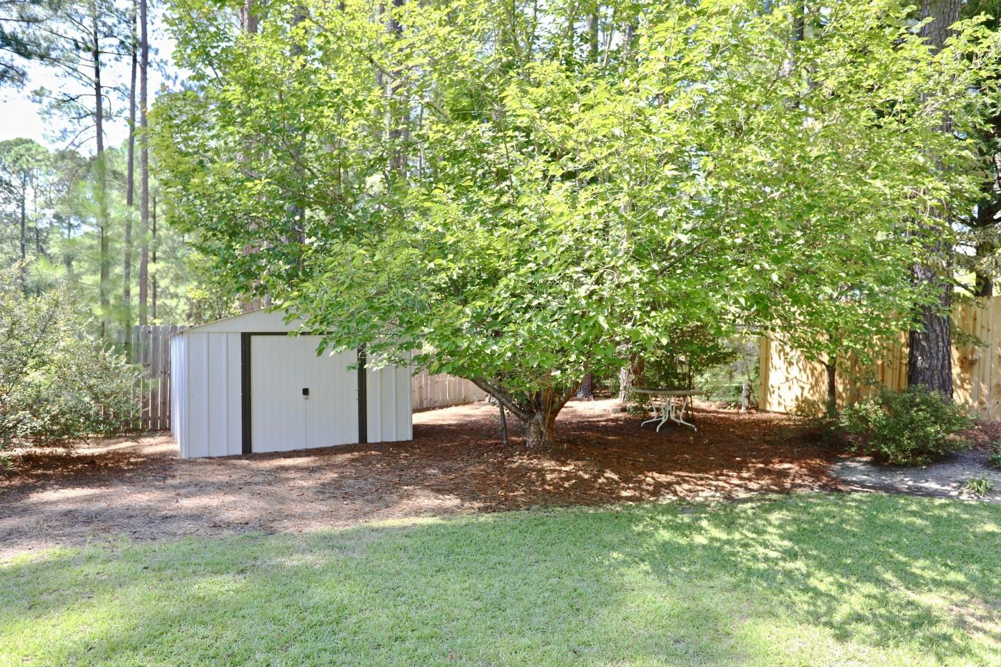 604 Sun Road Aberdeen, NC 28315 - Photo 27 of 31 15992589209309