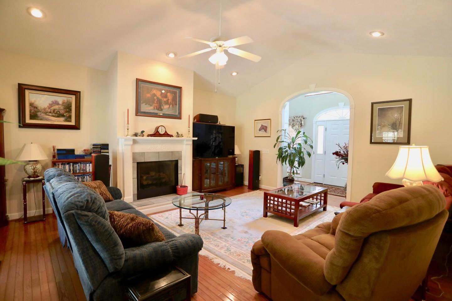 604 Sun Road Aberdeen, NC 28315 - Photo 5 of 31 15992587849711