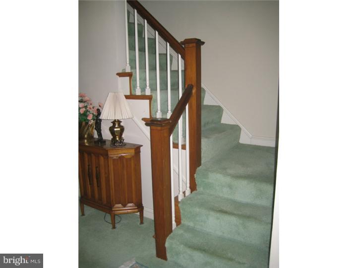 312 Waycross Road Wilmington, DE 19803 - Photo 4 of 24 Foyer