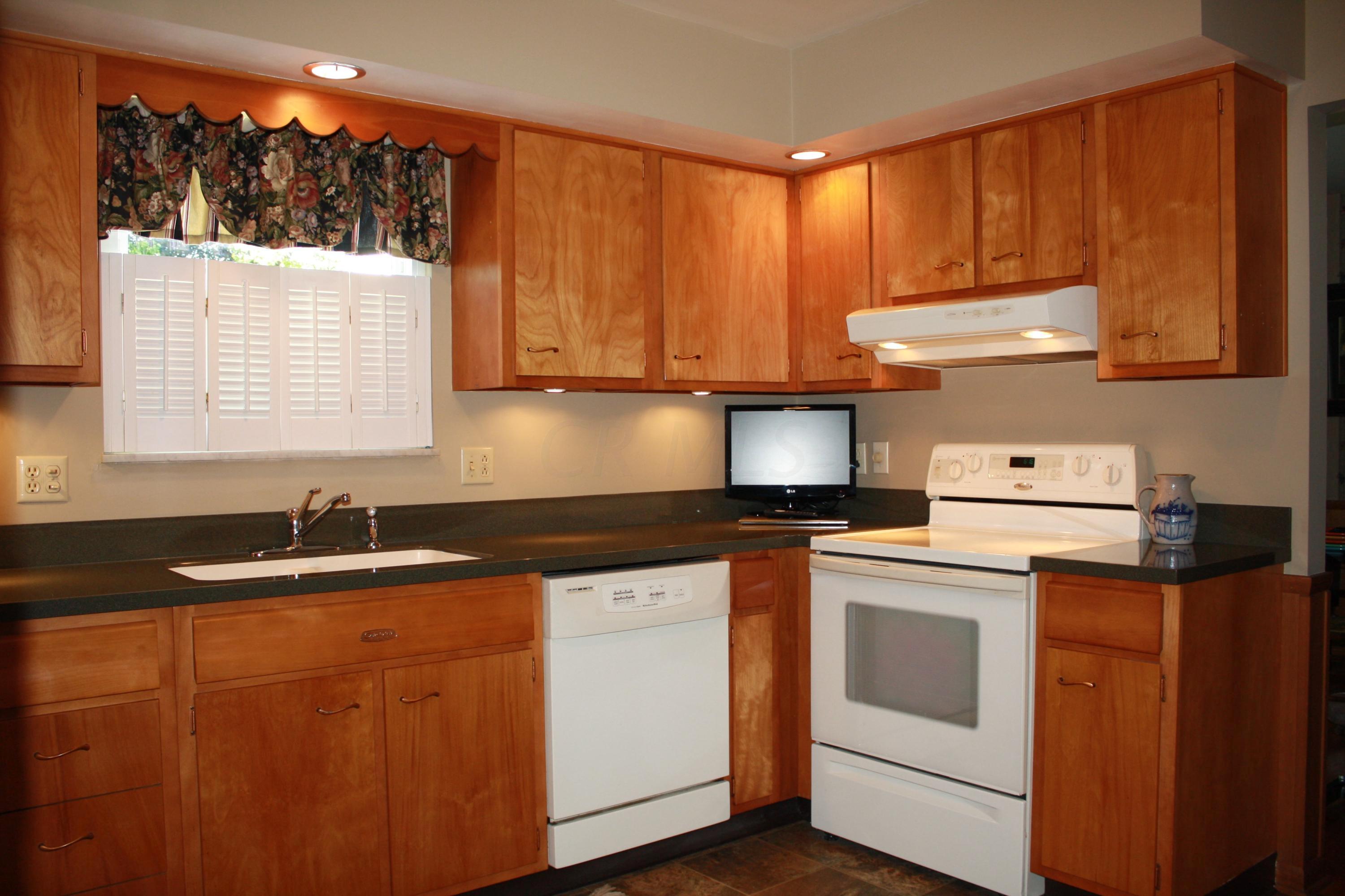 2876 Longfield Road Columbus, OH 43204 - Photo 16 of 33 Gallery Image 16