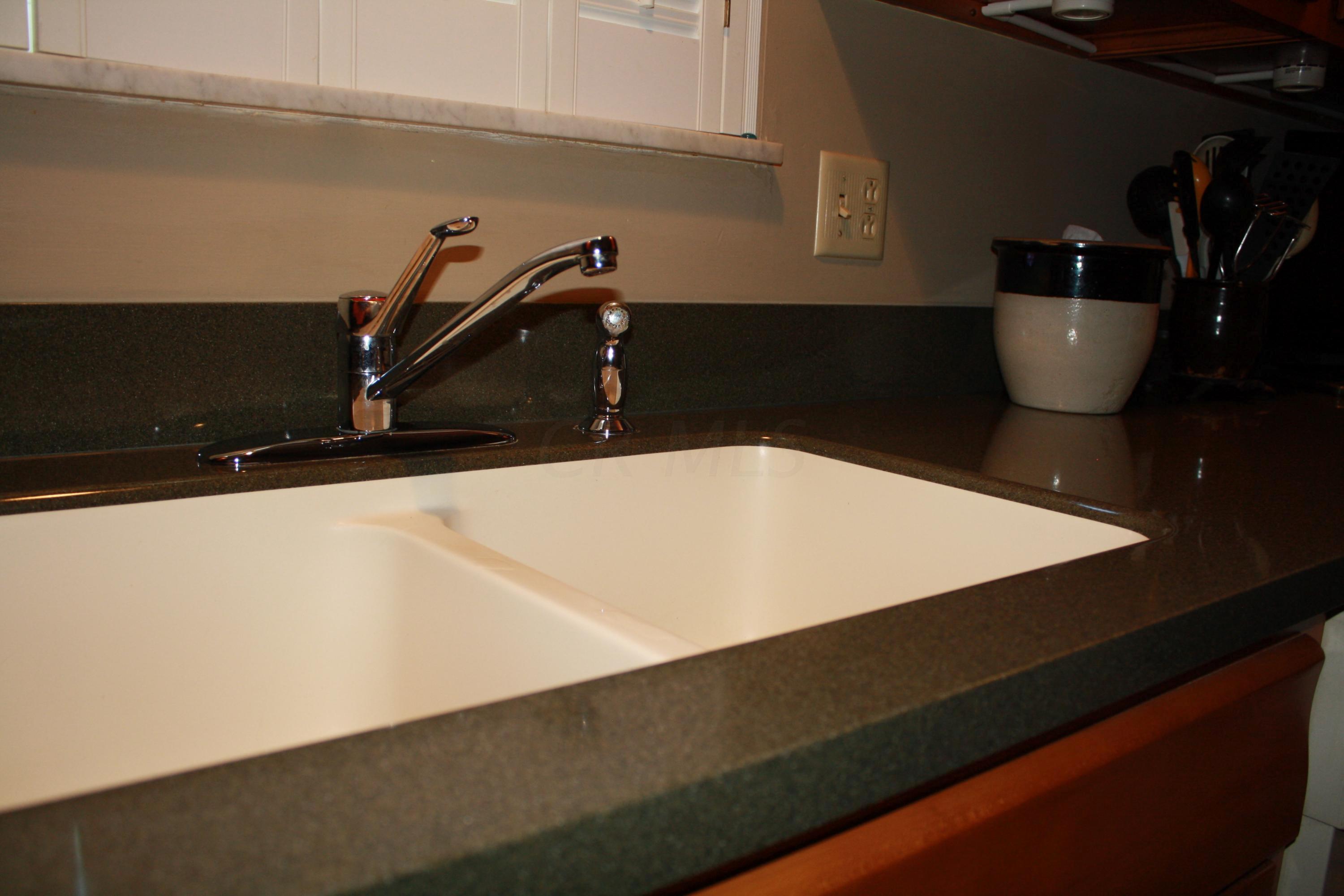 2876 Longfield Road Columbus, OH 43204 - Photo 17 of 33 Gallery Image 17