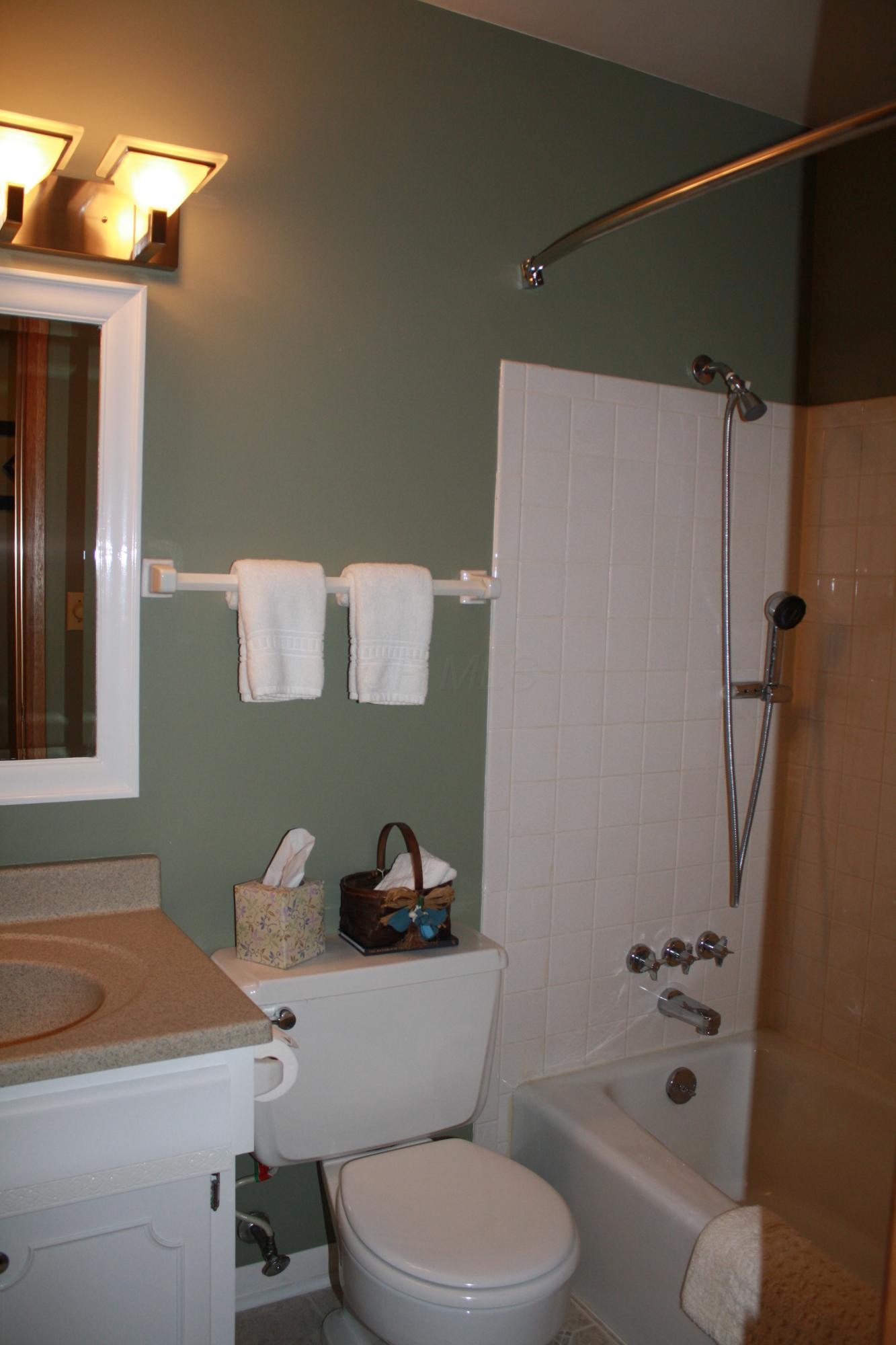 2876 Longfield Road Columbus, OH 43204 - Photo 23 of 33 Gallery Image 23