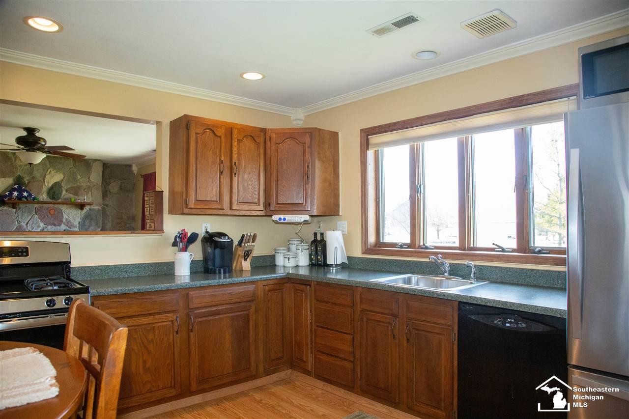 5815 Trombley Road Newport, MI 48166 - Photo 12 of 37 50037140-11.JPG