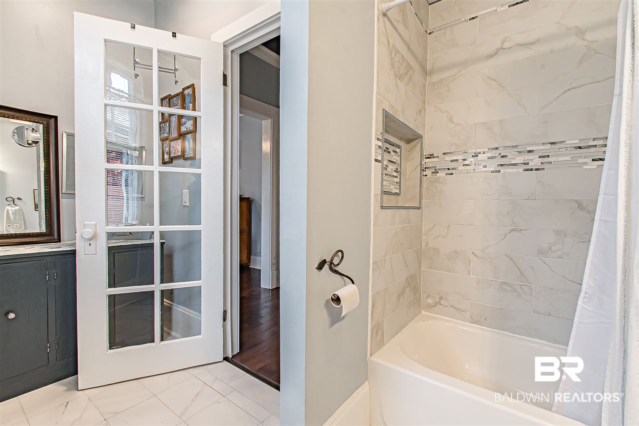 208 Tuttle Avenue Mobile, AL 36604 - Photo 29 of 50