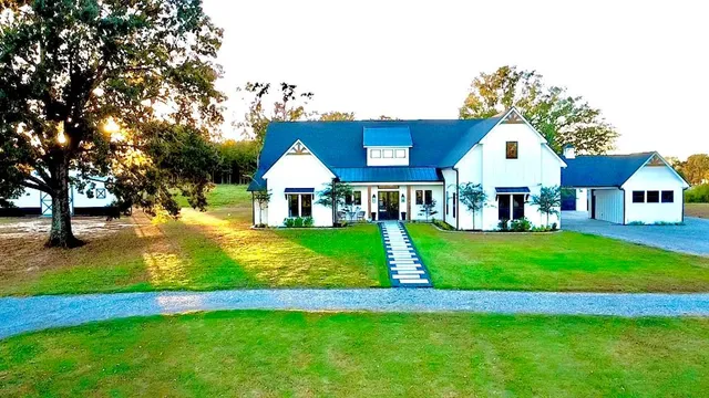 $875,000 | 11039 Farm To Market 607 North, Brownsboro, TX 75756