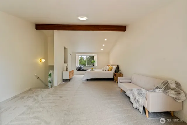 $950,000 | 18045 3rd Avenue Northeast, Shoreline, WA 98155