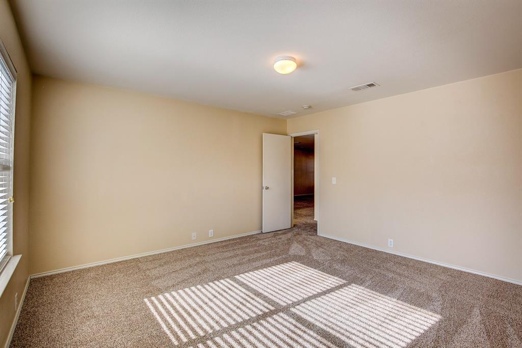 1720 Desperado Road Fort Worth, TX 76131 - Photo 20 of 40 a view of an empty room