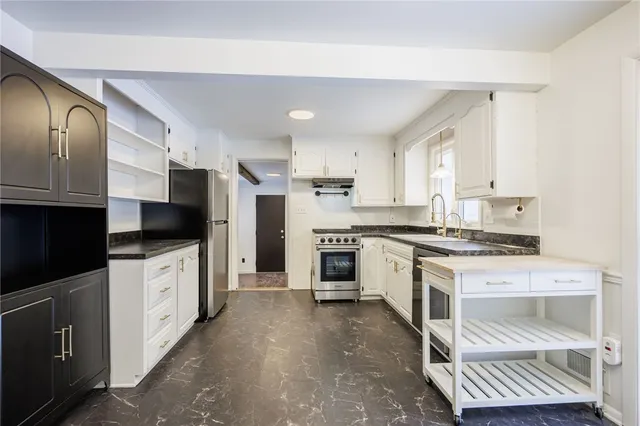 $325,000 | 105 Chestnut Drive, Chili, NY 14624