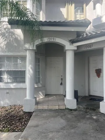 $2,250 | 12091 Southwest 140th Terrace, Unit 120, Miami, FL 33186