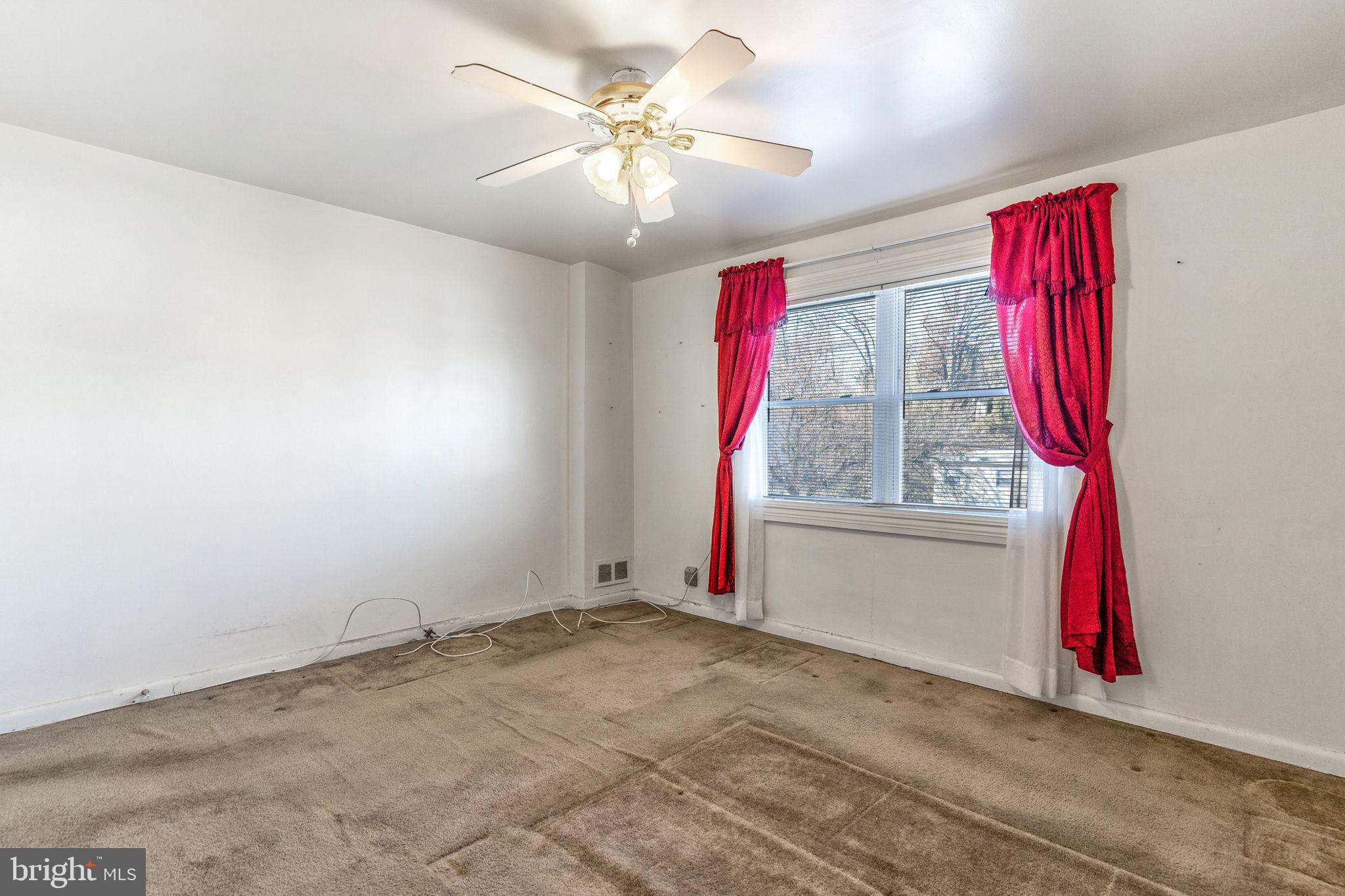 3111 Georgetown Road Baltimore, MD 21230 - Photo 21 of 39 upstairs first bedroom, dual pane windows