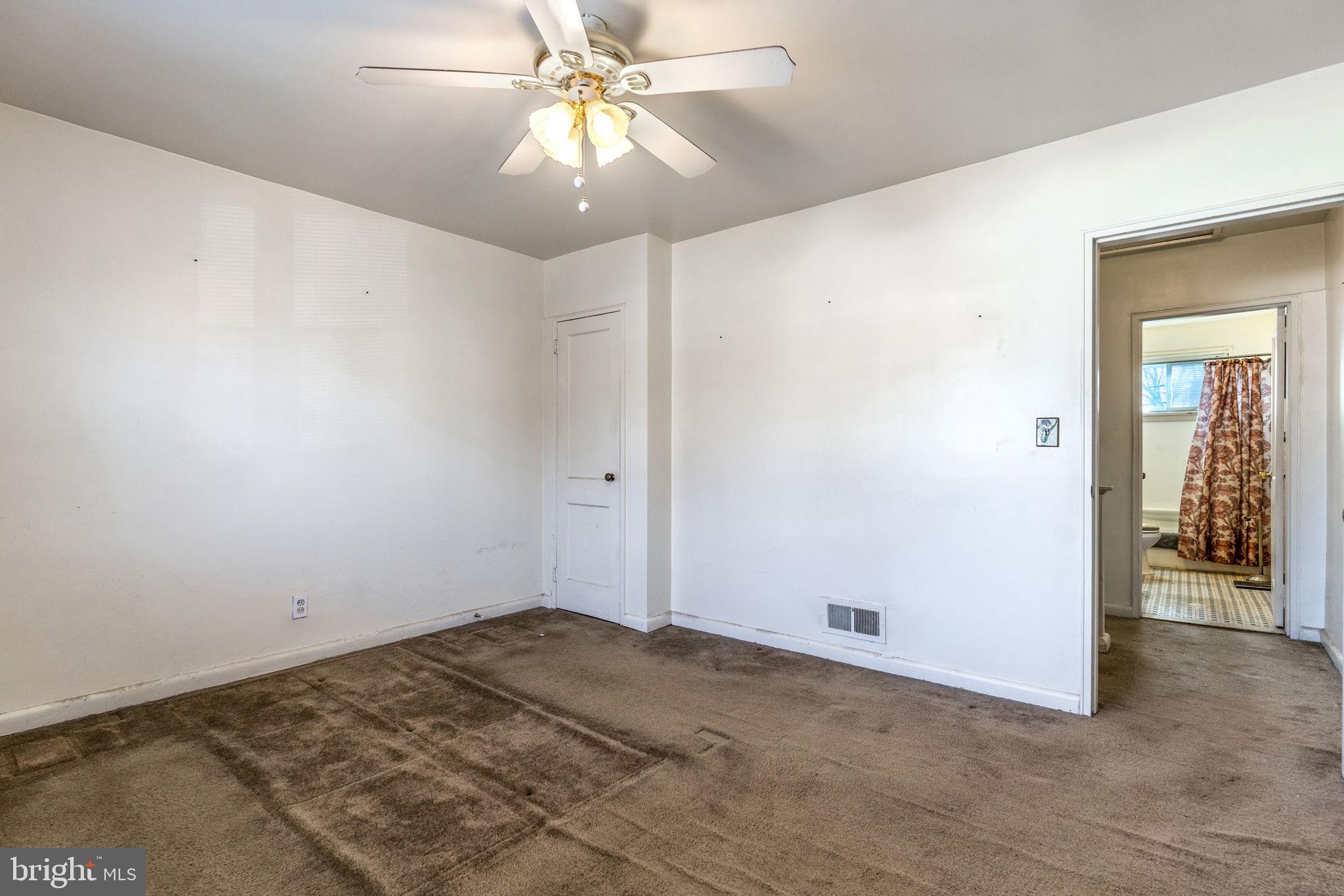 3111 Georgetown Road Baltimore, MD 21230 - Photo 25 of 39 large bedroom upstairs with ceiling fan