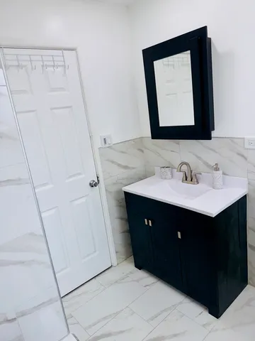 $189,900 | 16019 South Wood Street, Harvey, IL 60426