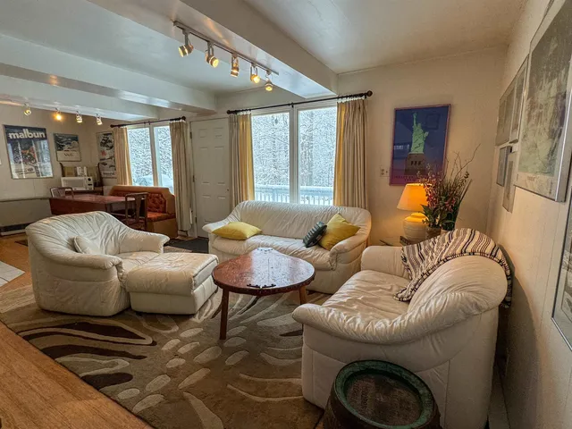 $375,000 | 3 Kimball Hill Road, Unit 1, Winhall, VT 05255