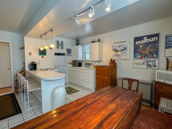 $375,000 | 3 Kimball Hill Road, Unit 1, Winhall, VT 05255