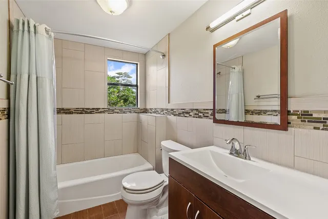 $2,750 | 4301 Stearn's Lane, Austin, TX 78745