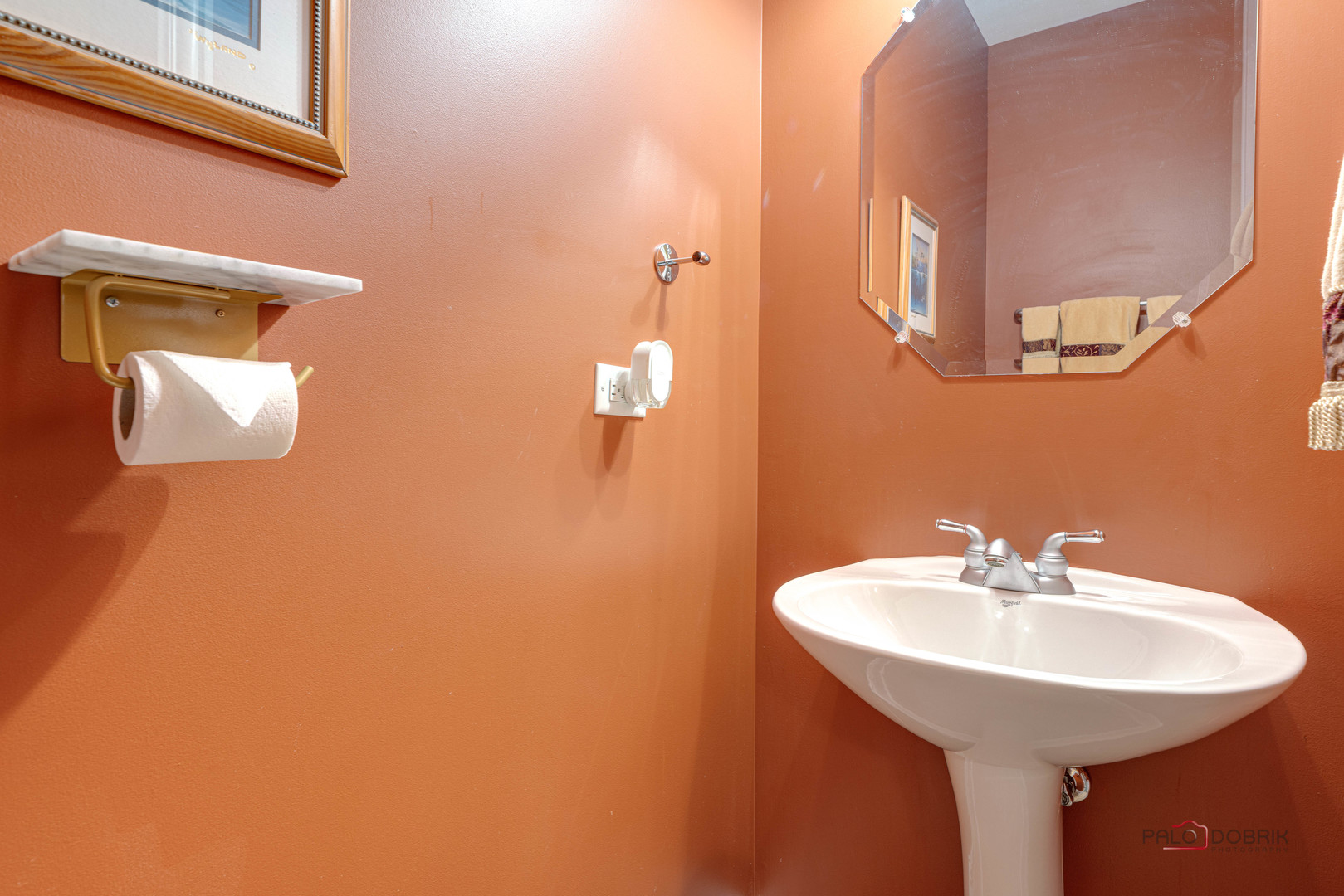 288 Shelbourne Road Volo, IL 60073 - Photo 15 of 33 a bathroom with a sink and a mirror