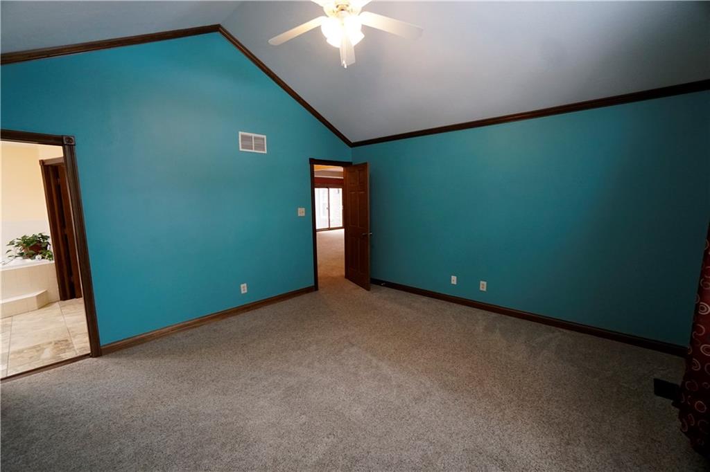 131 Charing Cross Road Indianapolis, IN 46217 - Photo 8 of 29 Gallery Image 8