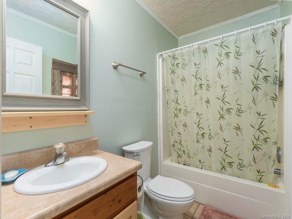 242 Way Up Yonder Road Waynesville, NC 28786 - Photo 18 of 27 Gallery Image 18
