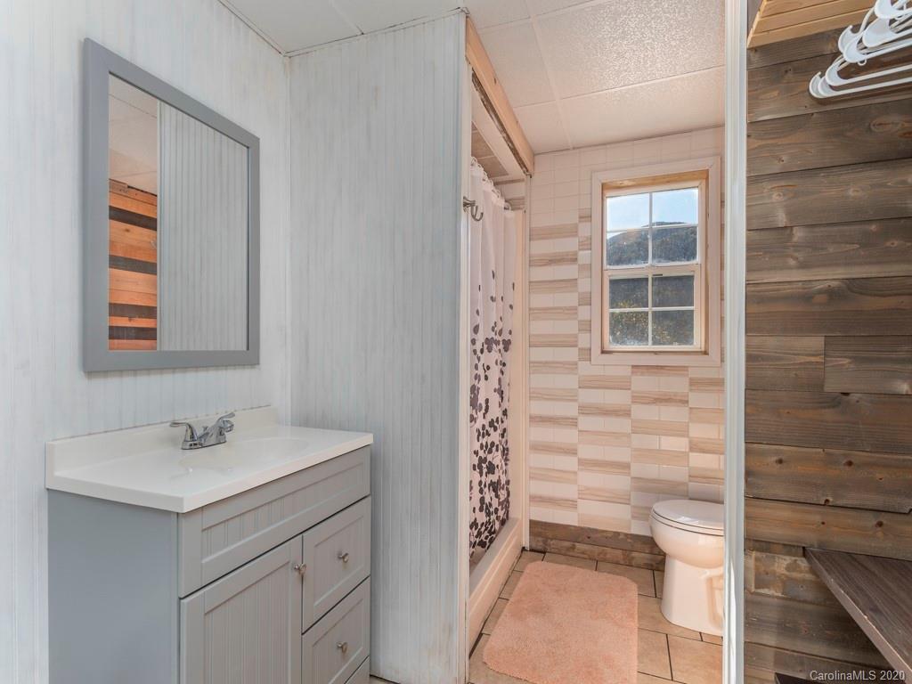 242 Way Up Yonder Road Waynesville, NC 28786 - Photo 21 of 27 Gallery Image 21
