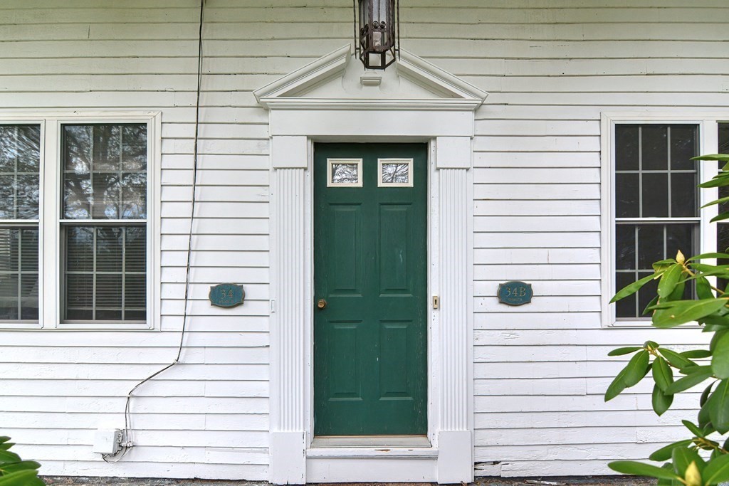 34 South Spencer Road Spencer, MA 01562 - Photo 4 of 34 a view of a entryway door front of house