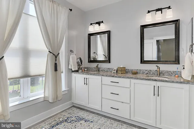 $4,300 | 1915 Main Line Boulevard, Unit 101, Alexandria, VA 22301