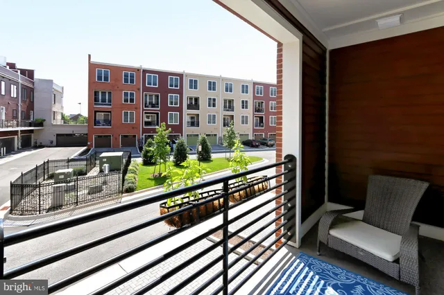 $4,300 | 1915 Main Line Boulevard, Unit 101, Alexandria, VA 22301