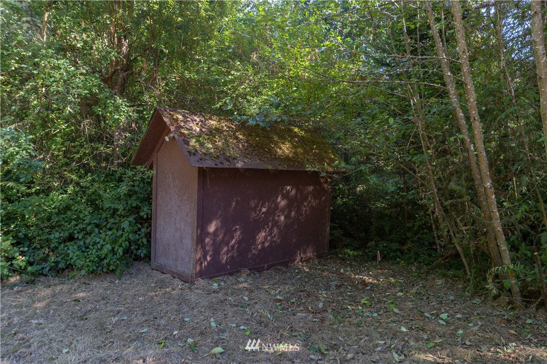 314 Merry Road Nordland, WA 98358 - Photo 7 of 11