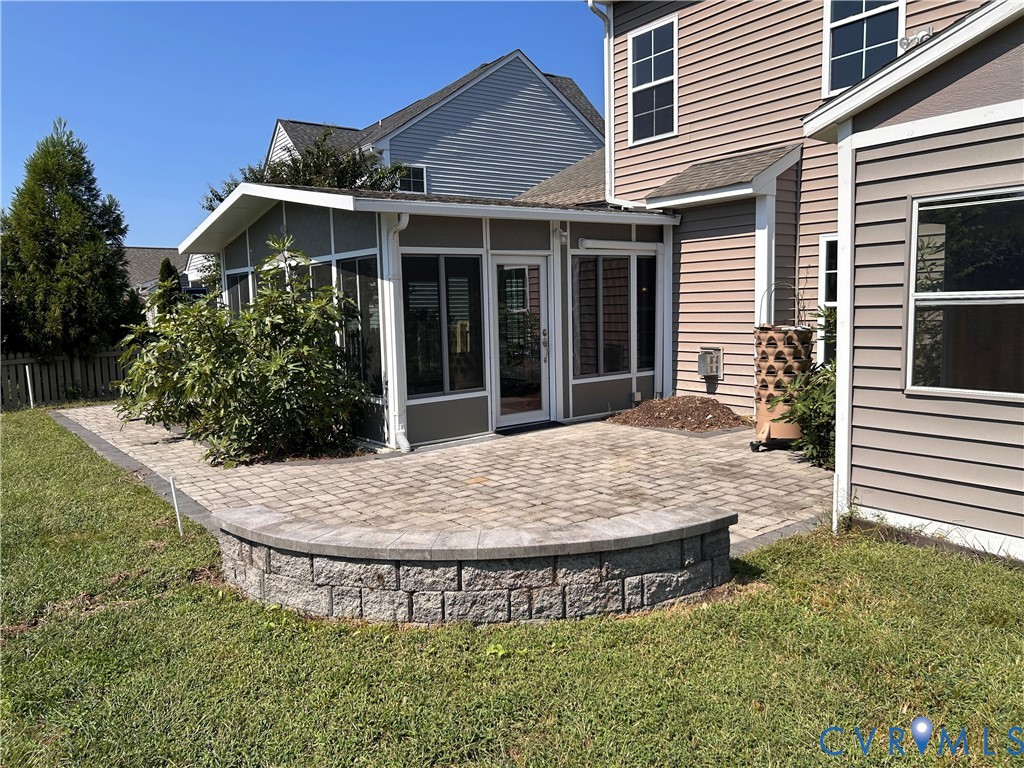 14537 Parracombe Lane Midlothian, VA 23112 - Photo 45 of 50 a view of a house with wooden fence