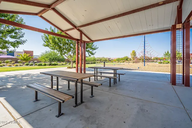 $4,075 | 22877 East Russet Road, Queen Creek, AZ 85142