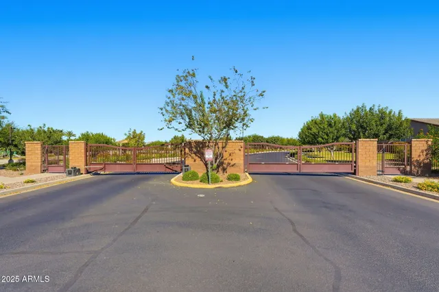 $4,075 | 22877 East Russet Road, Queen Creek, AZ 85142
