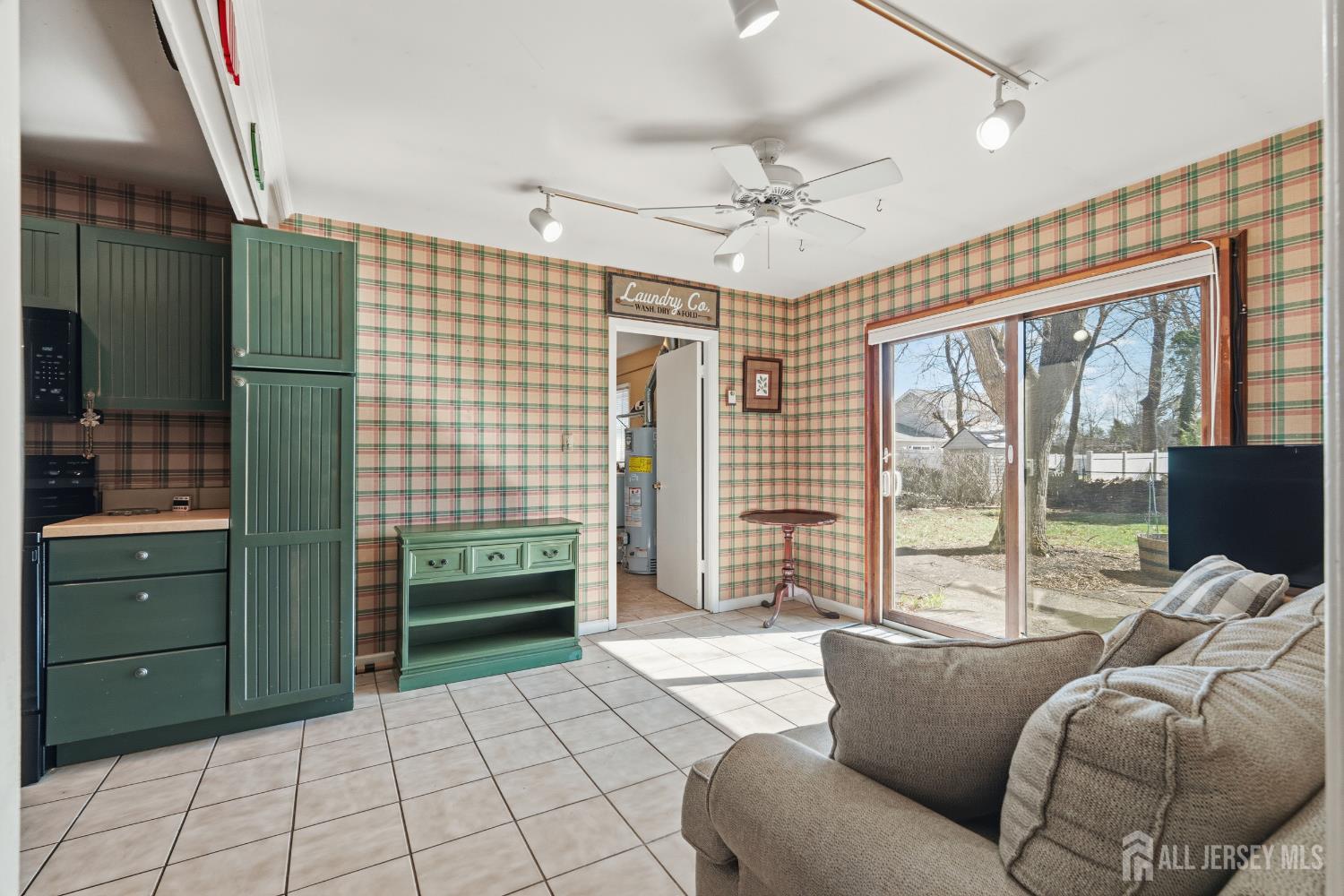 27 Summerall Road Somerset, NJ 08873 - Photo 13 of 34