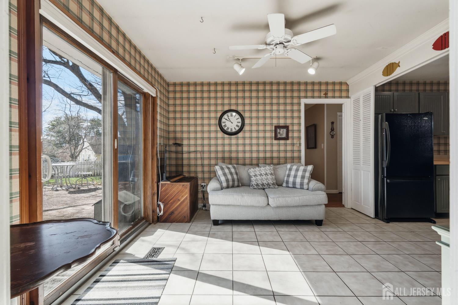 27 Summerall Road Somerset, NJ 08873 - Photo 14 of 34