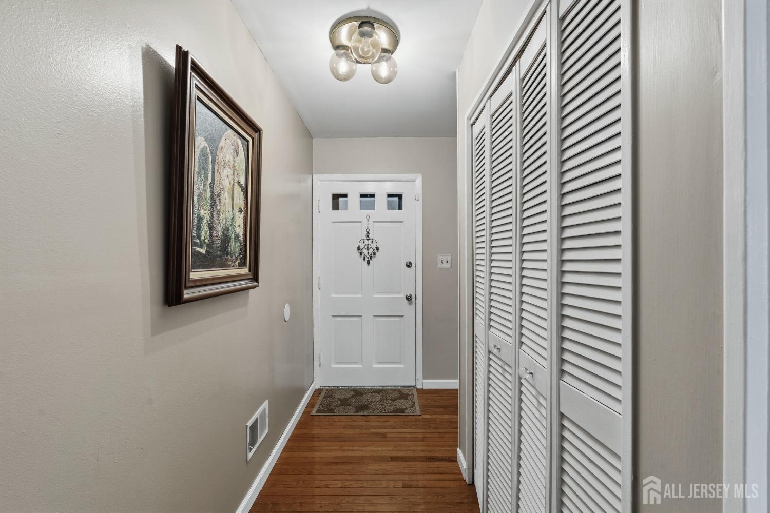 27 Summerall Road Somerset, NJ 08873 - Photo 15 of 34