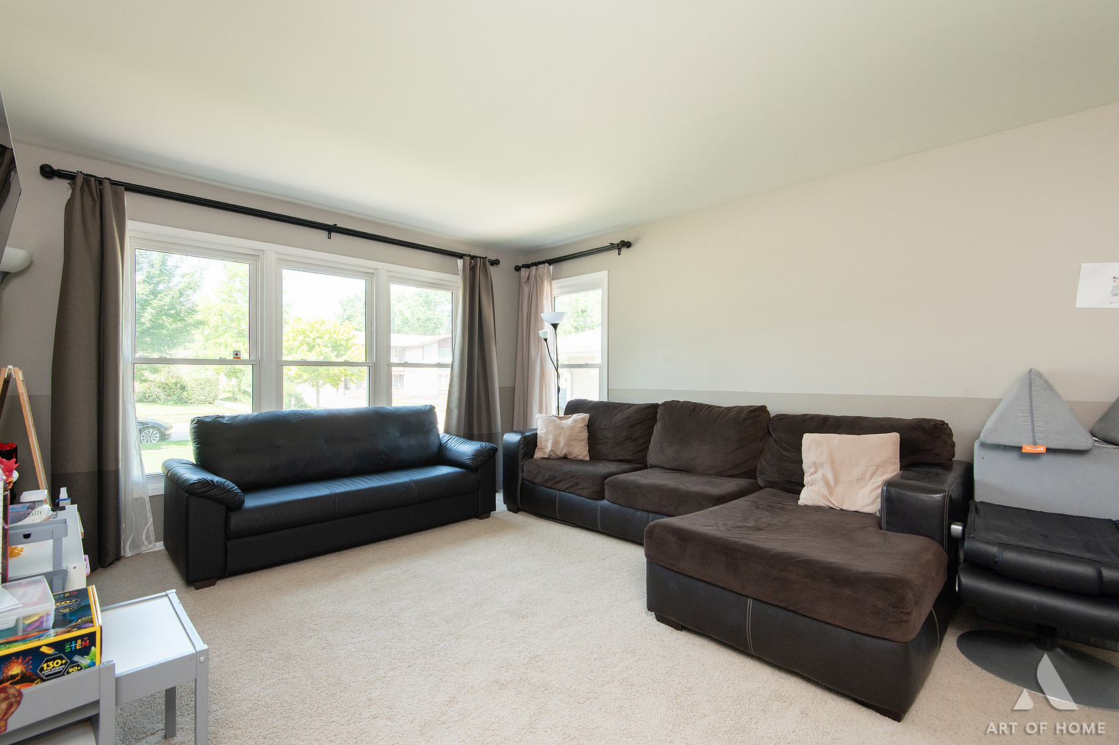 1415 Churchill Road Schaumburg, IL 60169 - Photo 4 of 30