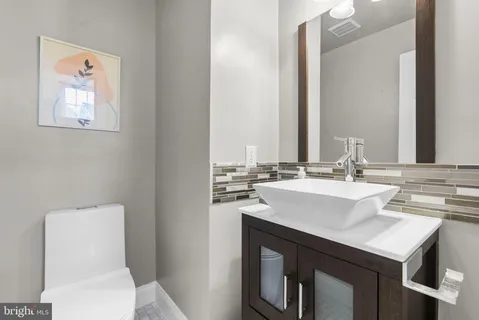 $880,000 | 306 Hart Road, Gaithersburg, MD 20878