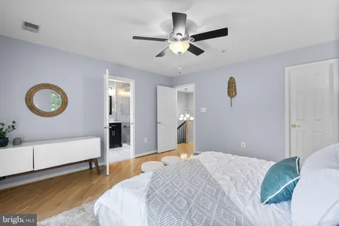 $880,000 | 306 Hart Road, Gaithersburg, MD 20878