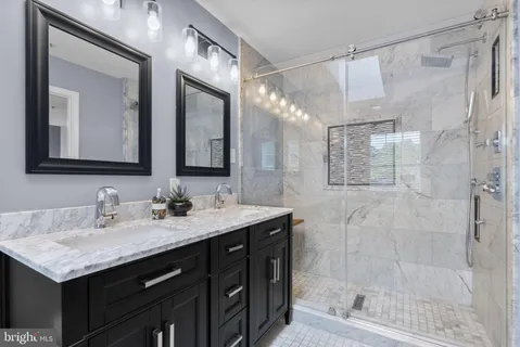 $880,000 | 306 Hart Road, Gaithersburg, MD 20878