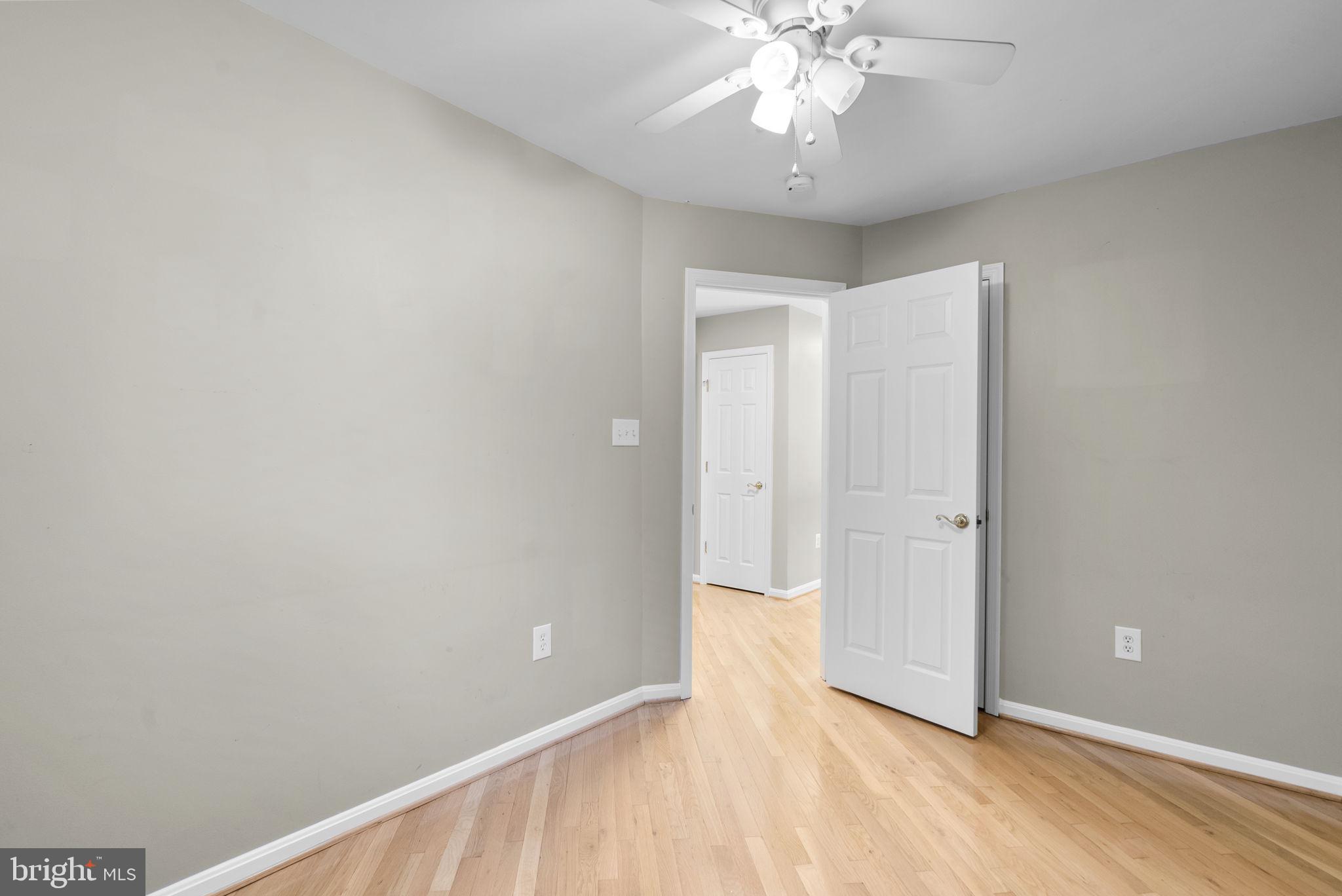 306 Hart Road Gaithersburg, MD 20878 - Photo 25 of 41