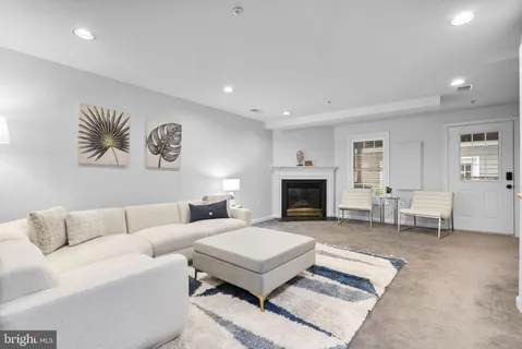 $880,000 | 306 Hart Road, Gaithersburg, MD 20878