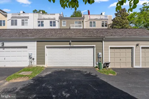 $880,000 | 306 Hart Road, Gaithersburg, MD 20878