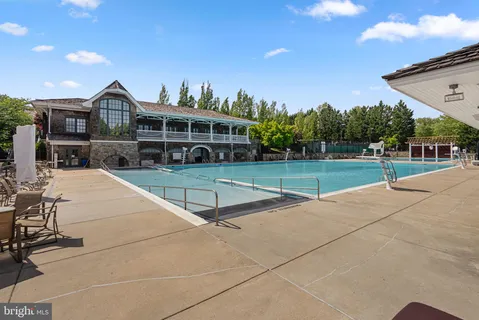 $880,000 | 306 Hart Road, Gaithersburg, MD 20878