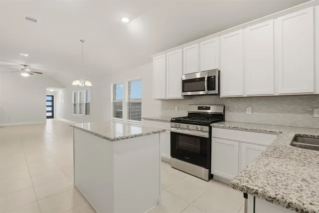 $2,200 | 40704 Guillemont Lane, Magnolia, TX 77354