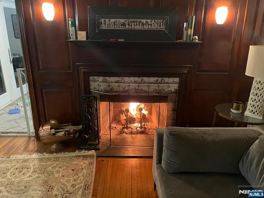 8 Old Wood Road Edgewater, NJ 07020 - Photo 4 of 25