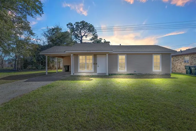 $1,000 | 3107 Admiral King Street, Lake Charles, LA 70615