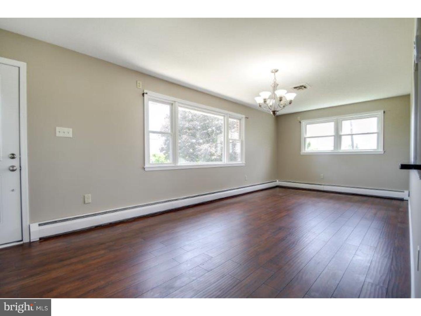 708 Aura Road Glassboro, NJ 08028 - Photo 4 of 25 Dining Room