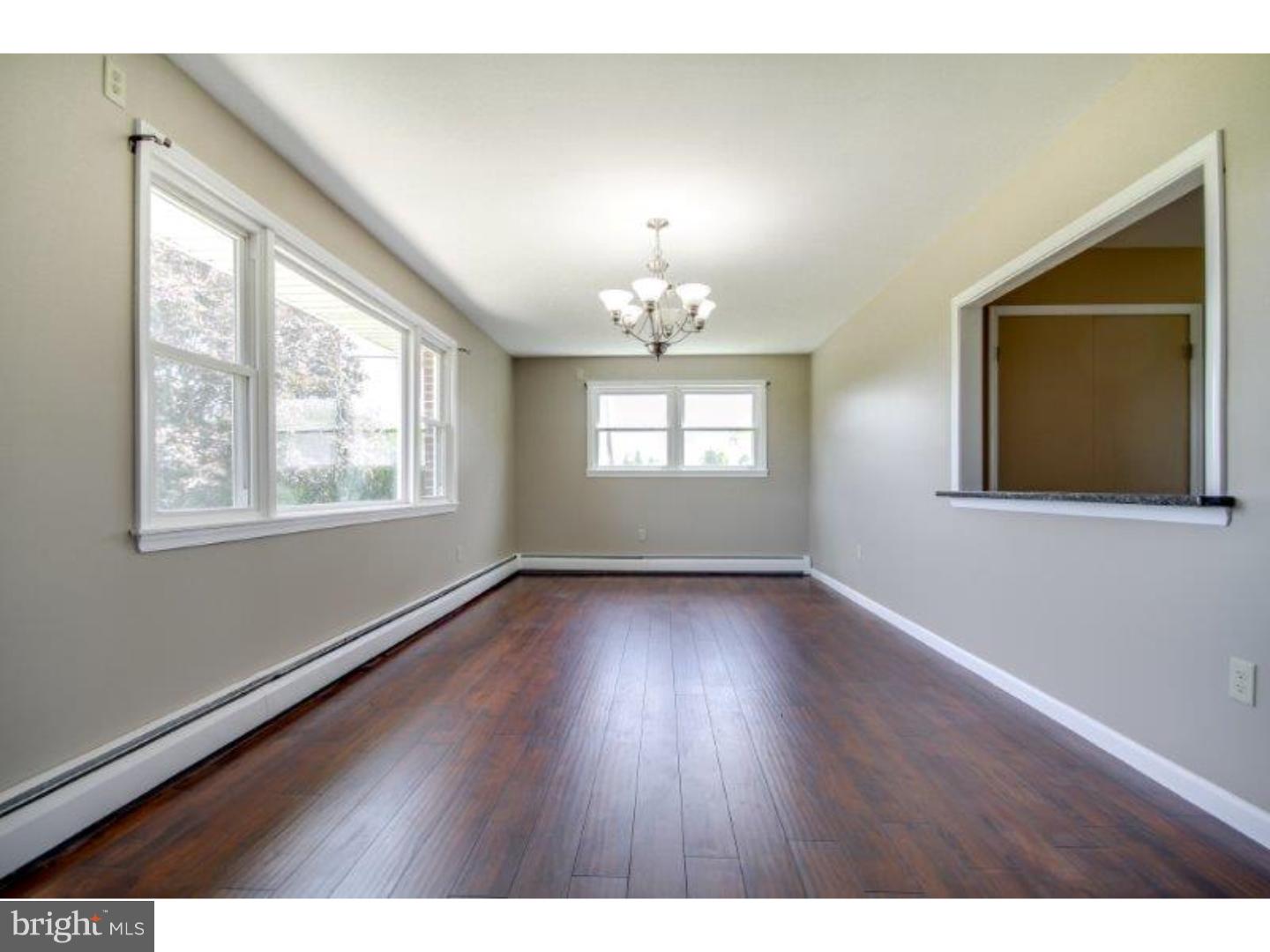 708 Aura Road Glassboro, NJ 08028 - Photo 5 of 25 Dining Room