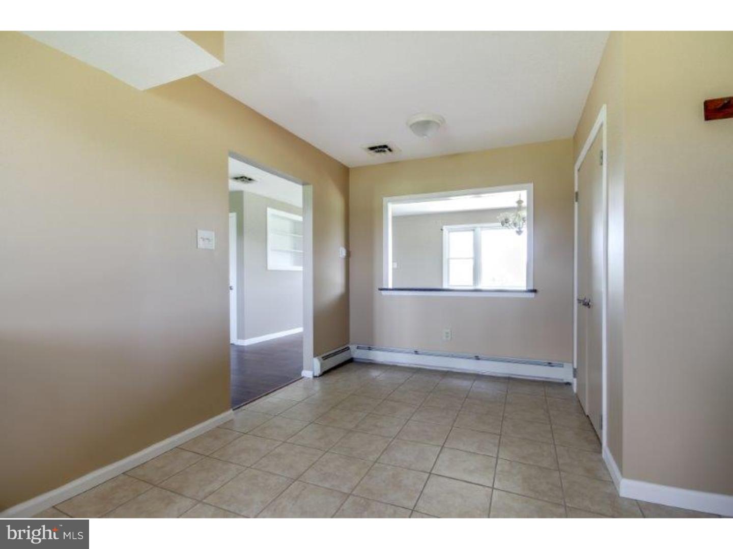 708 Aura Road Glassboro, NJ 08028 - Photo 10 of 25 Breakfast Room
