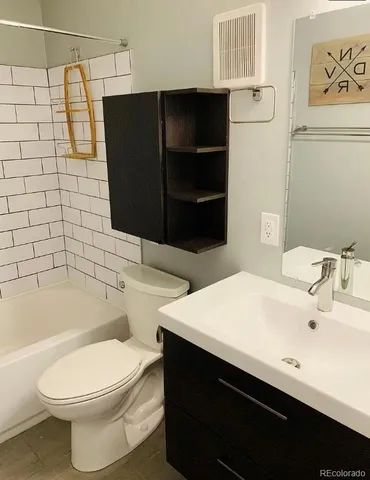 $2,400 | 1044 Stuart Street, Denver, CO 80204