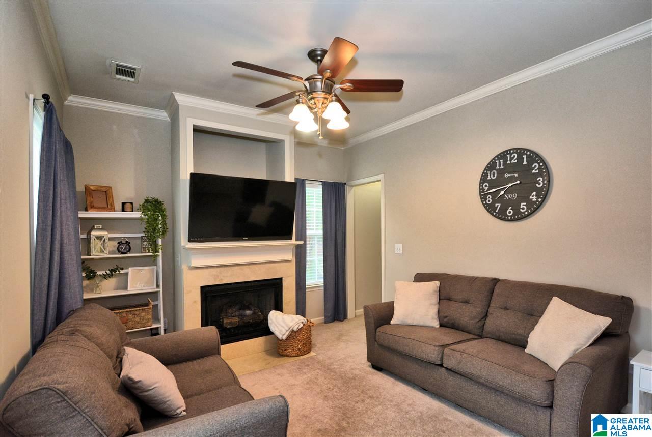 473 Daventry Circle Calera, AL 35040 - Photo 5 of 33